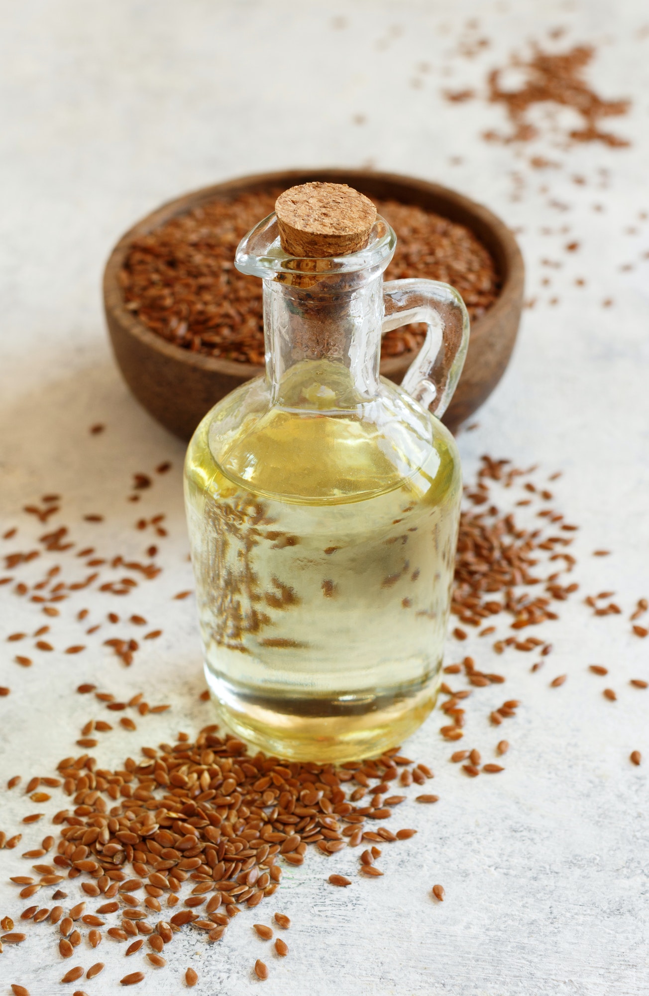 Raw Flax seeds oil and seeds